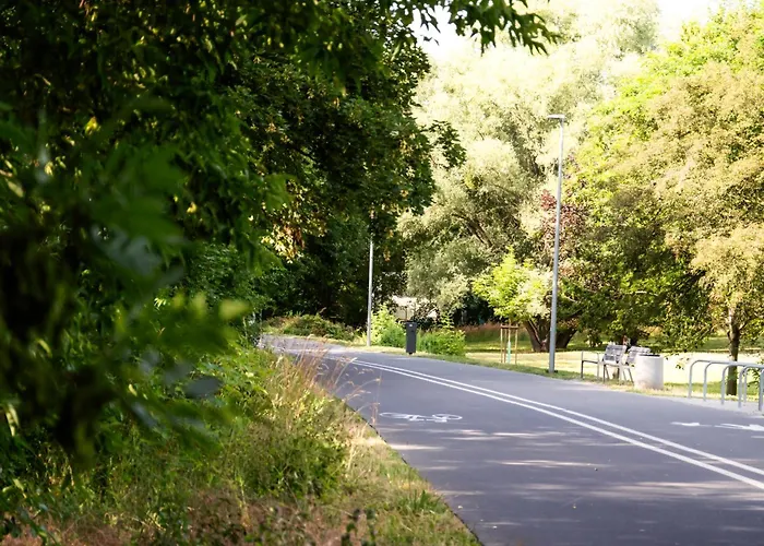 Liberty 109 Apartment *